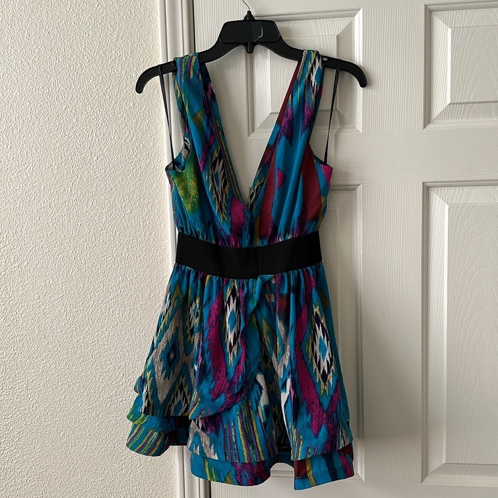 Tobi Multi Colored Dress. Size Large.